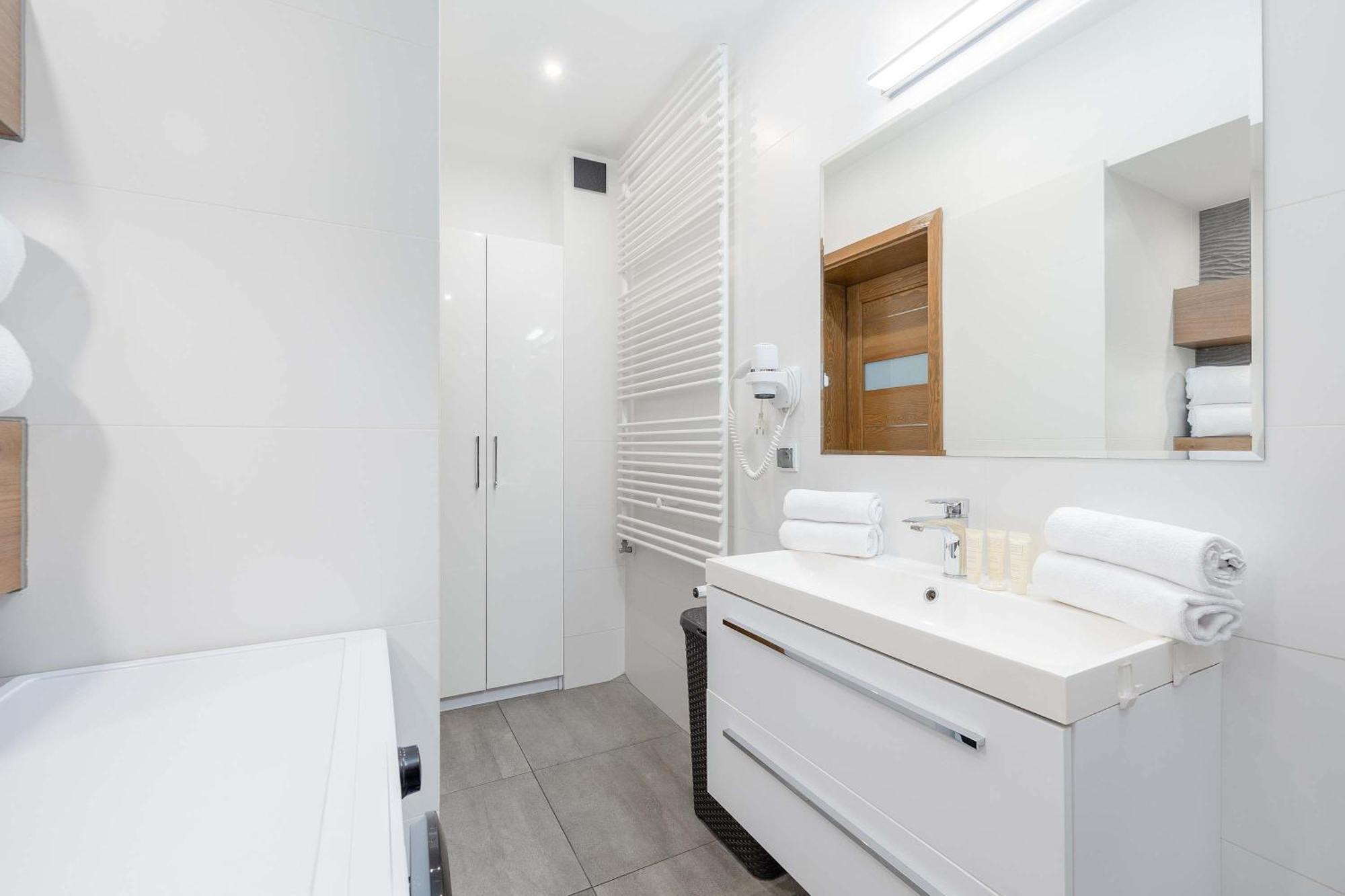 Apartment Nadmorskie 2 Sypialnie & Parking By Renters