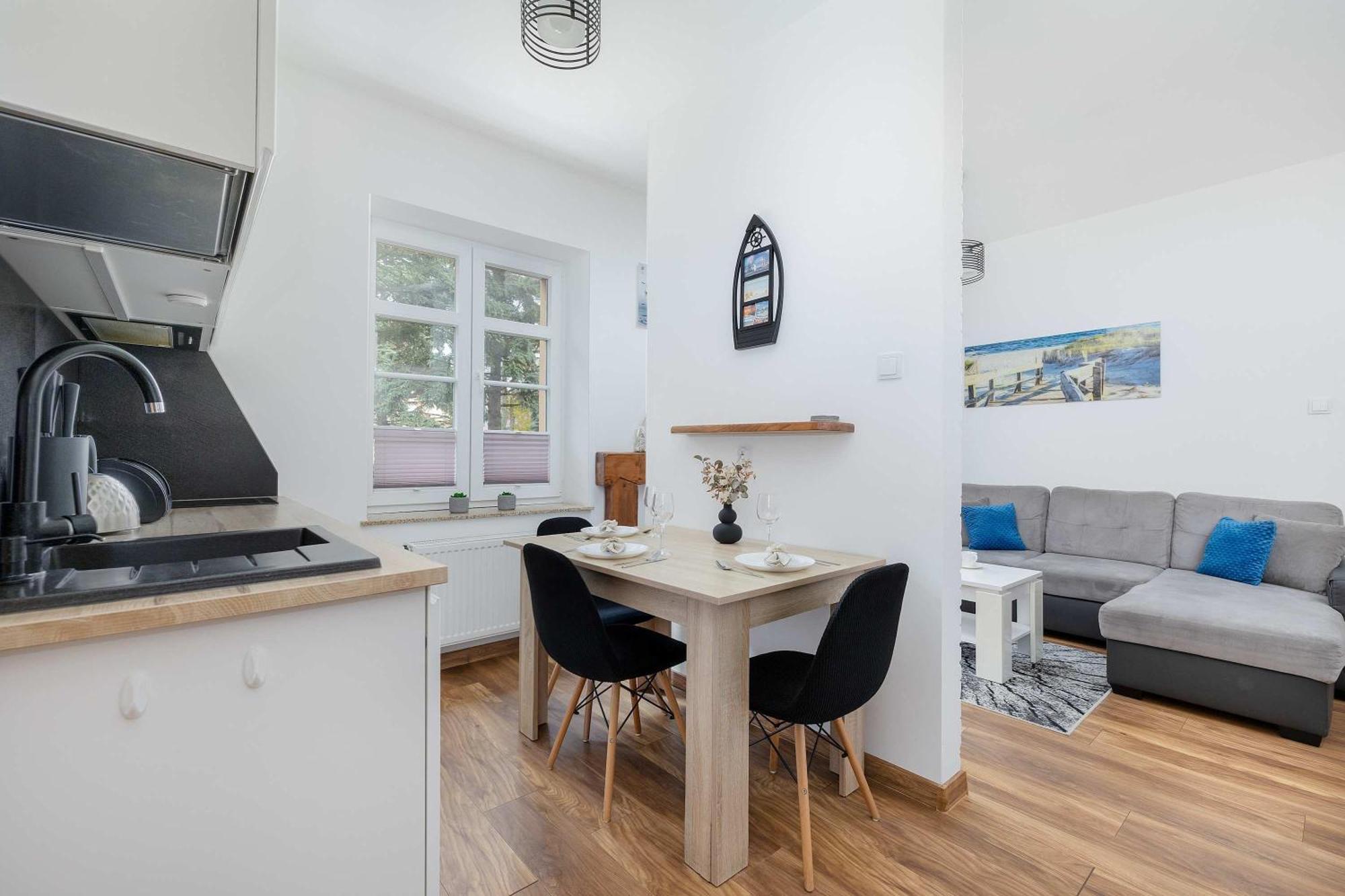 Apartment Nadmorskie 2 Sypialnie & Parking By Renters Swinoujscie